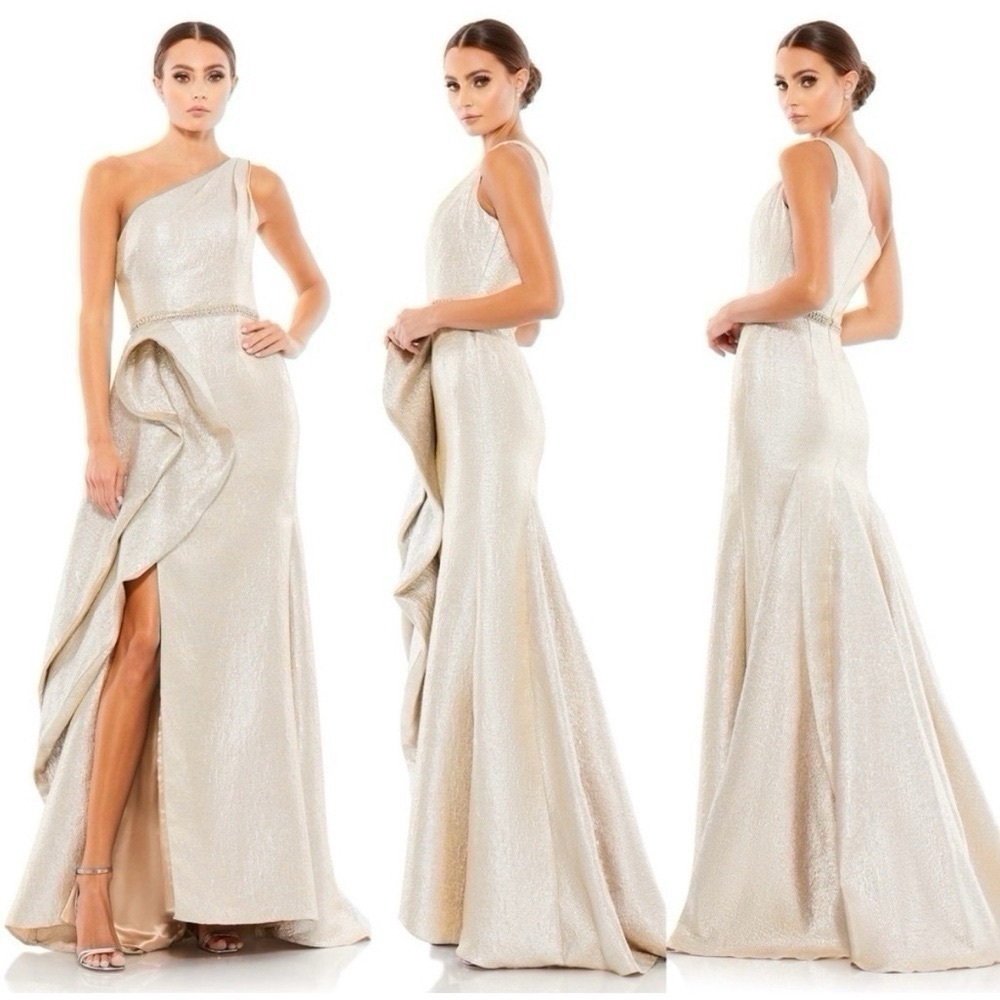Mac Duggal One Shoulder Gown Maxi Dress in Metallic Oyster Size 8
